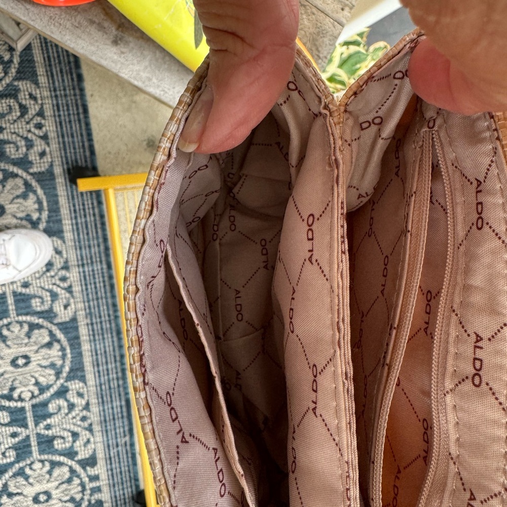 Small clutch - Picture 3 of 3